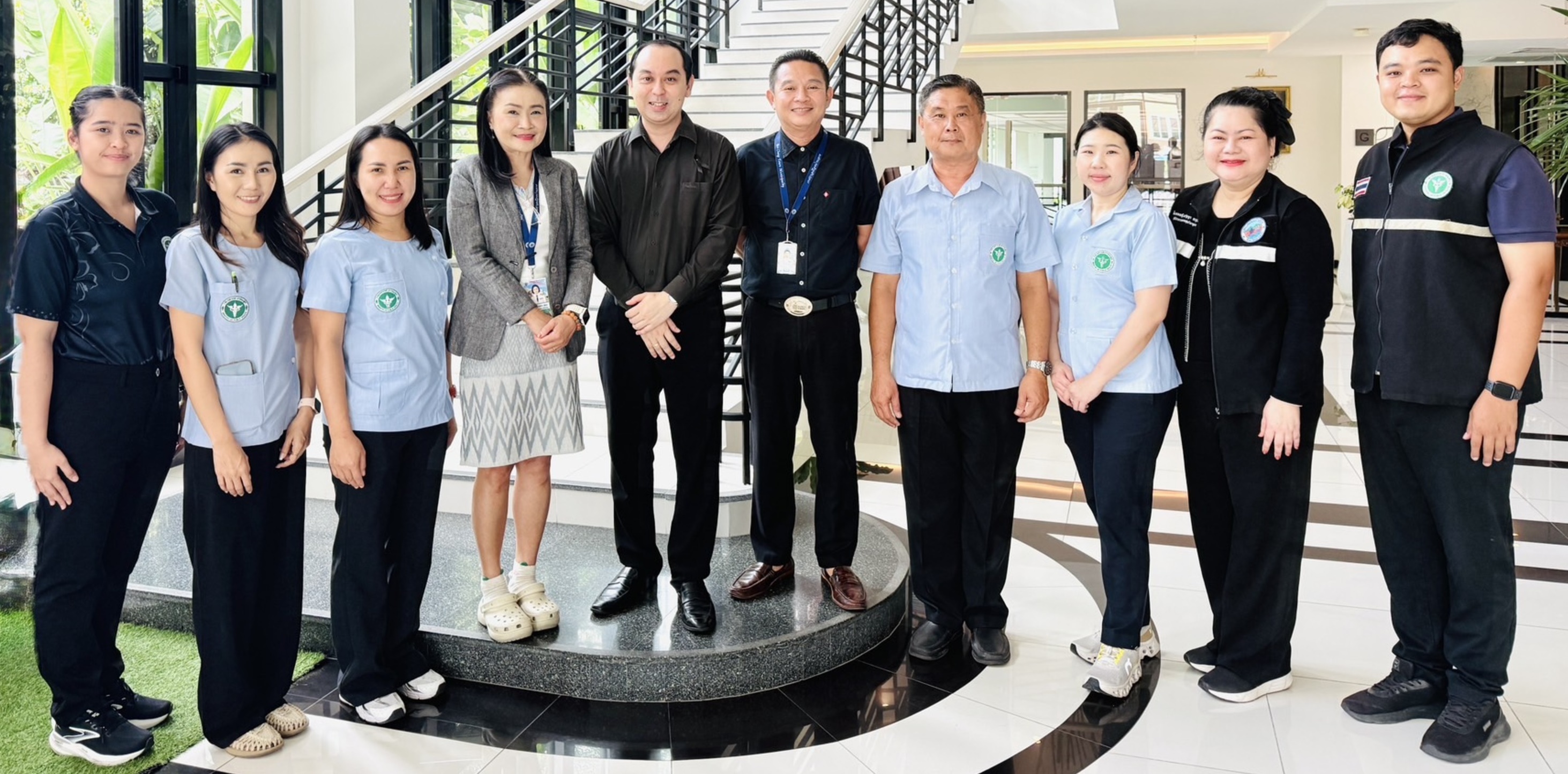 โรงแรมแคนทารี บ้านฉาง รับมอบใบประกาศนียบัตร   Green Health Hotel Standard