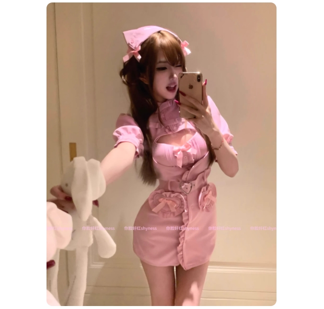 รูปภาพสินค้า 【Pre-Order】ชุดแฟชั่นพยาบาลสีชมพู