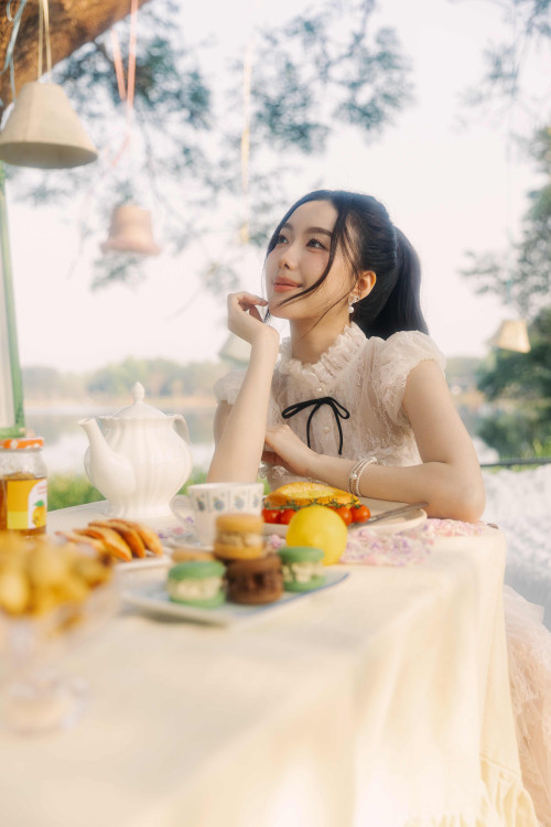 Aheye 4EVE ดอกไม้ (Let It Flow) PR2
