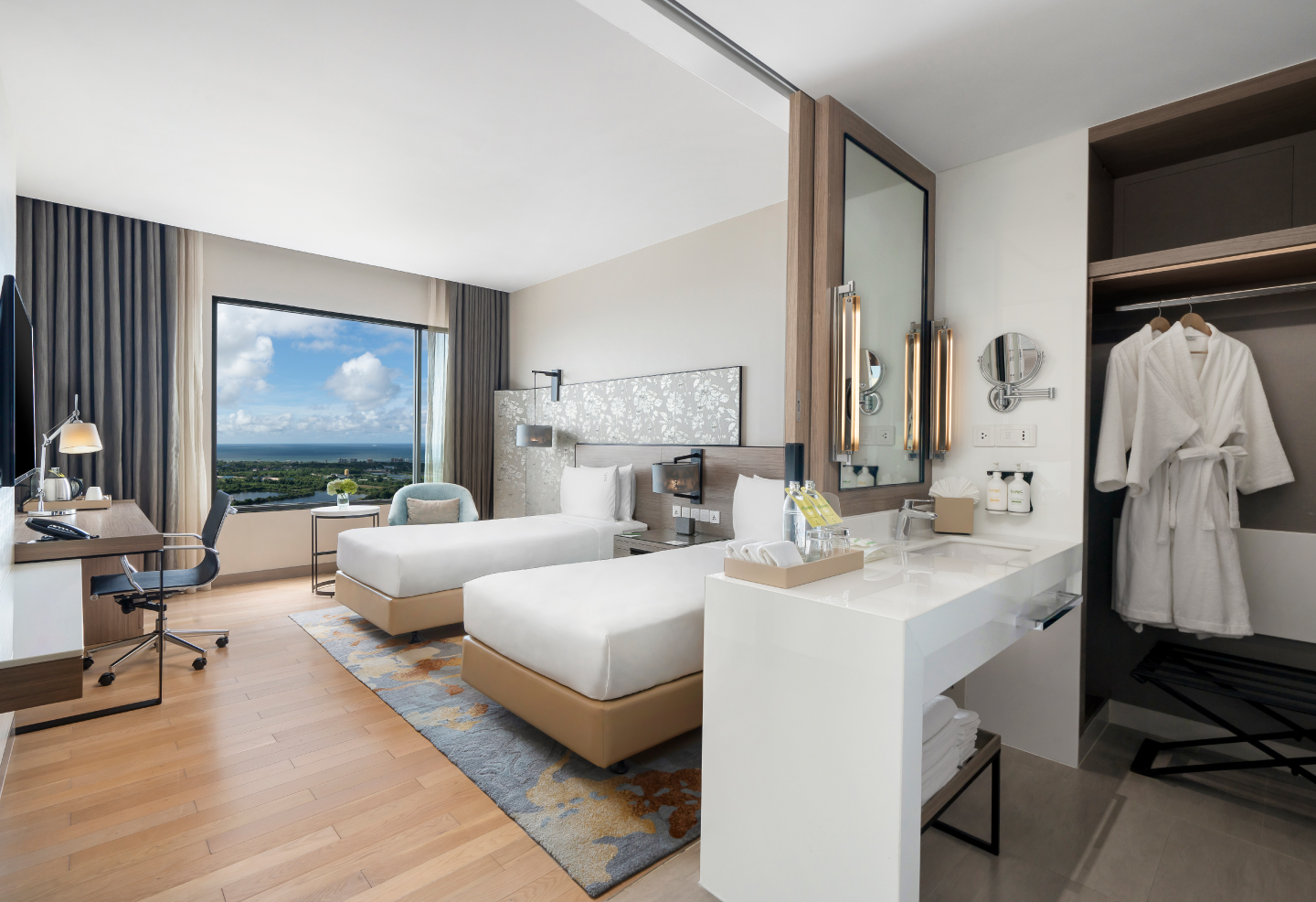 Standard Room at Holiday Inn & Suites Rayong City Centre