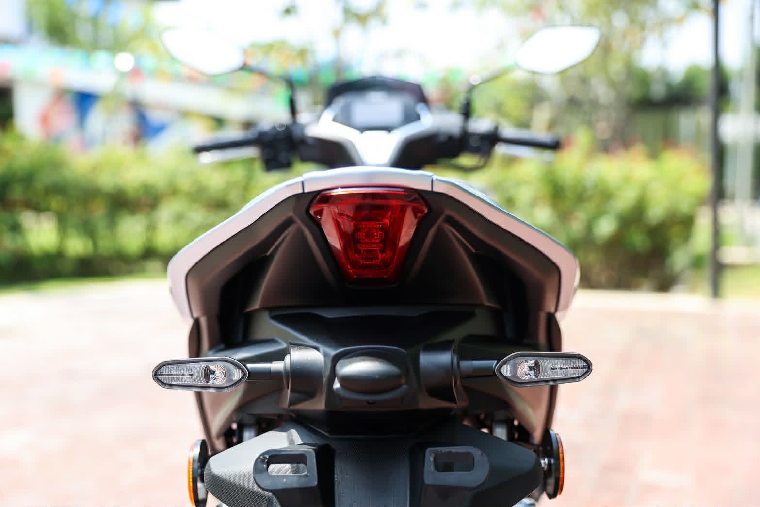 b1a03b9f cf5b 453f 92de 4eac816cec75