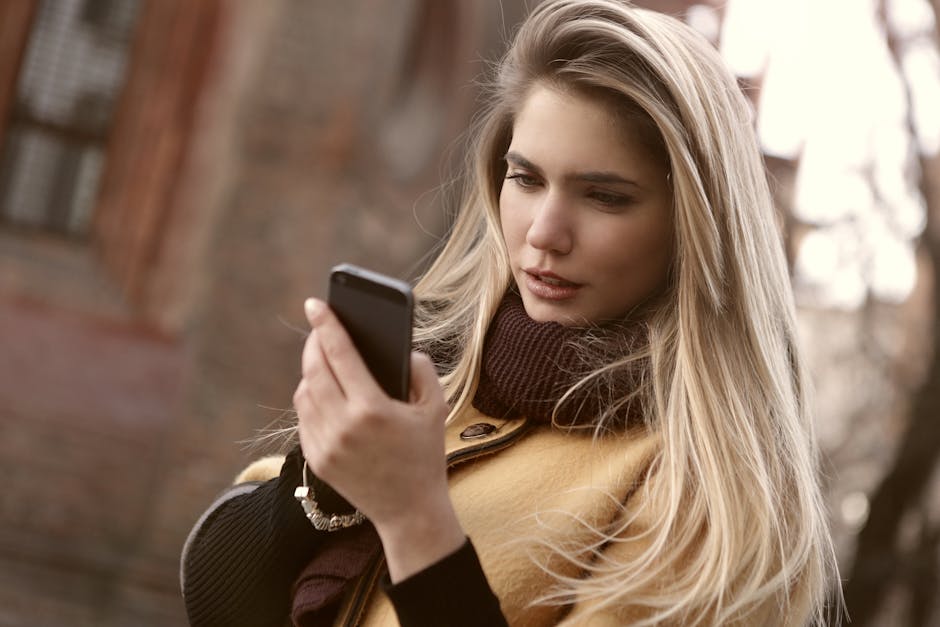 จิตวิทยาเบื้องหลังพฤติกรรมคนเล่นโซเชียล (FOMO, การแชร์แบบหยุดไม่ได้)