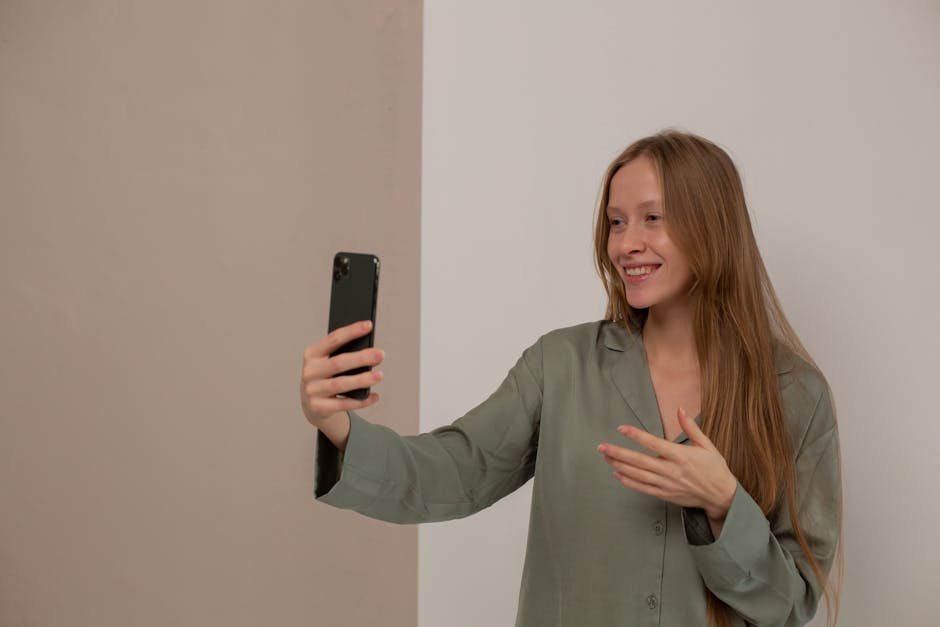 จิตวิทยาเบื้องหลังพฤติกรรมคนเล่นโซเชียล (FOMO, การแชร์แบบหยุดไม่ได้)