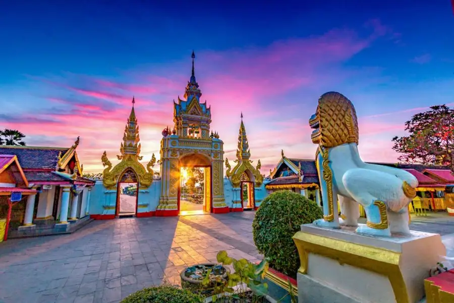 แนะนำจุดท่องเที่ยวที่สำคัญ