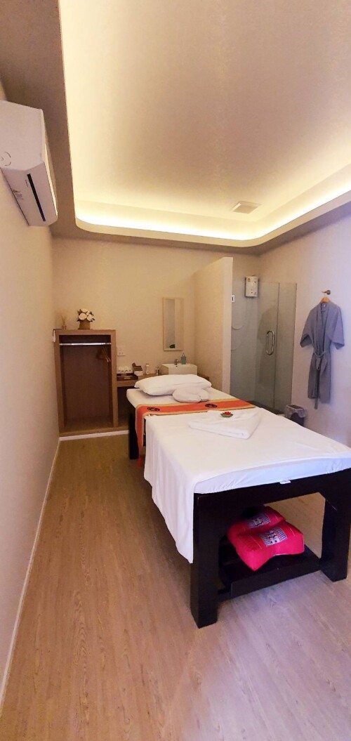 line oa chat 260320 145040 group 6" border="0