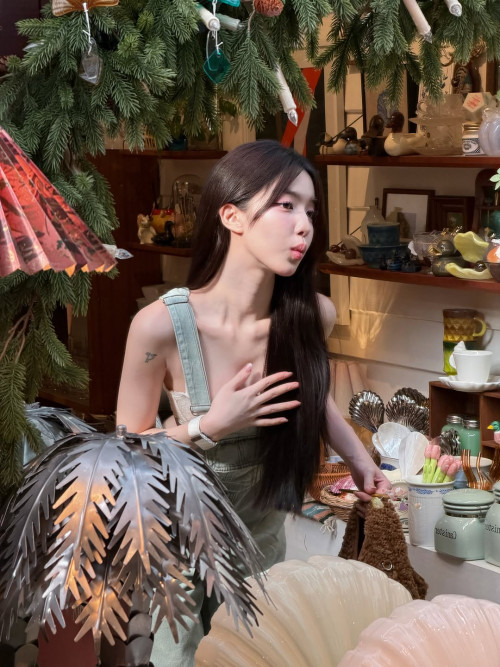 n.niniee_0c9346dc9d484aa5a9574d6d47d3d5d2.jpg